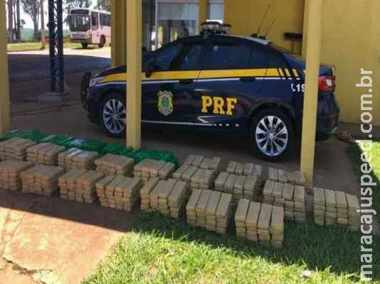 Meia tonelada de maconha é apreendida em carro furtado na BR-163