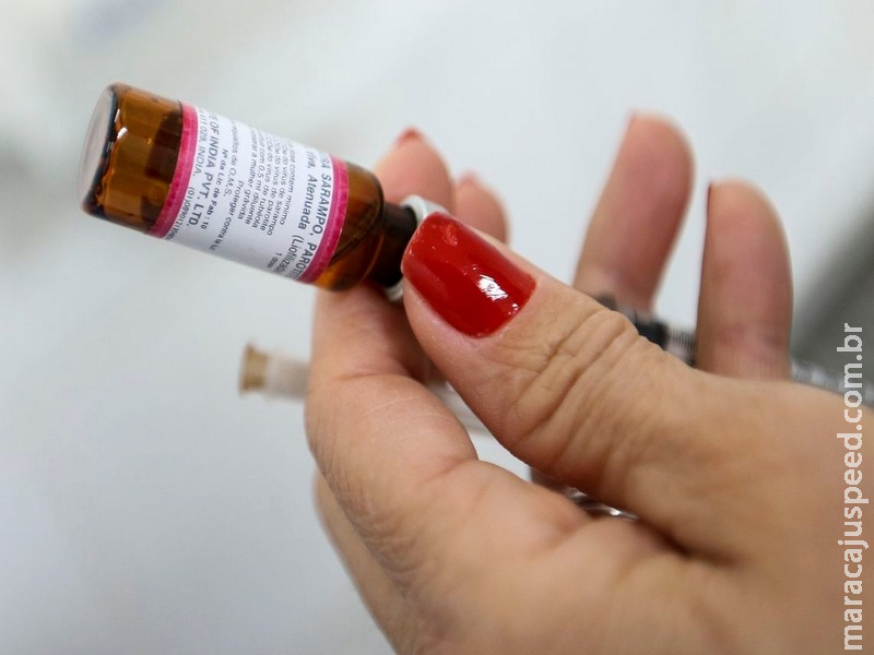 Ministério da Saúde faz alerta para vacinação em período de férias