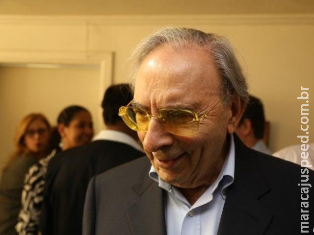 Morre aos 94 anos o empresário Ueze Zahran, fundador da TV Morena Morre aos 94 anos o empresário Ueze Zahran, fundador da TV Morena
