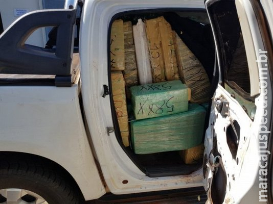 PF apreende carro com 1 tonelada de maconha e munições de uso restrito
