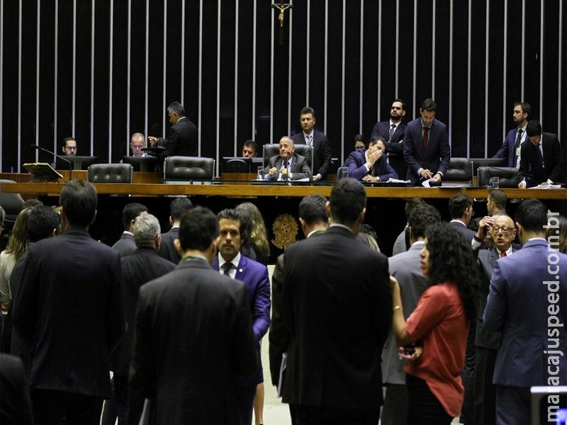Projetos que tratam da proteção à mulher seguem para análise presidencial Projetos que tratam da proteção à mulher seguem para análise presidencial
