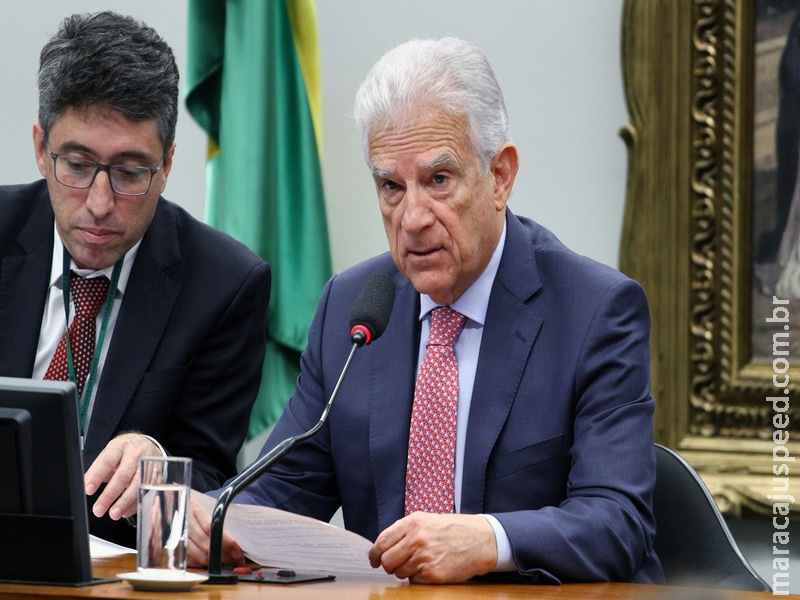Relações exteriores aprova expulsão de estrangeiro condenado por terrorismo Relações exteriores aprova expulsão de estrangeiro condenado por terrorismo