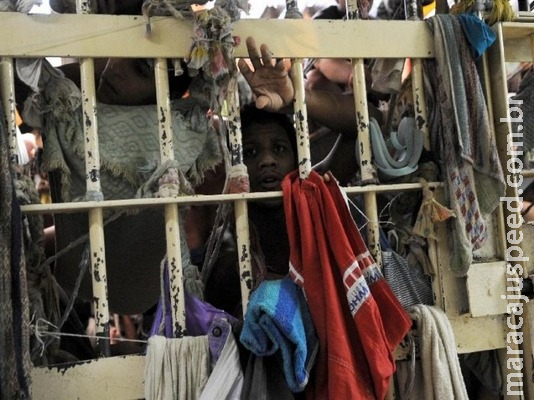 Relatório traz panorama das violações de direitos humanos no Brasil Relatório traz panorama das violações de direitos humanos no Brasil