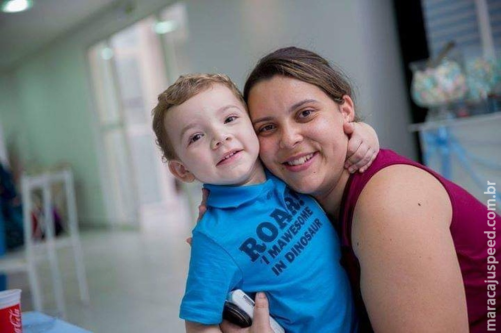 Após apelo na web, mãe consegue Netflix personalizada para filho autista ver Após apelo na web, mãe consegue Netflix personalizada para filho autista ver