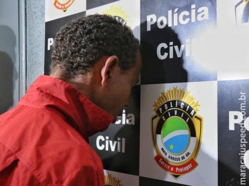 Após bebedeira, homem é esfaqueado pelo irmão enquanto dormia Após bebedeira, homem é esfaqueado pelo irmão enquanto dormia
