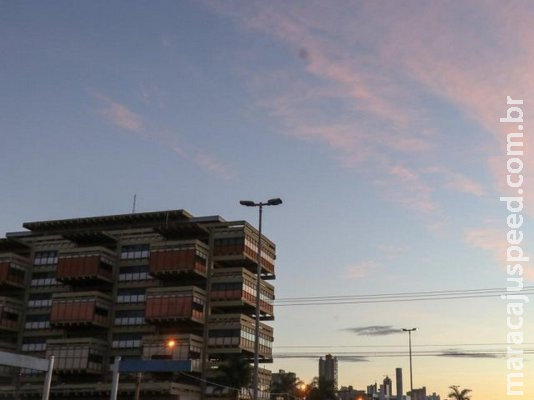 Calor de 38ºC e umidade mantêm chuvas isoladas à tarde em MS