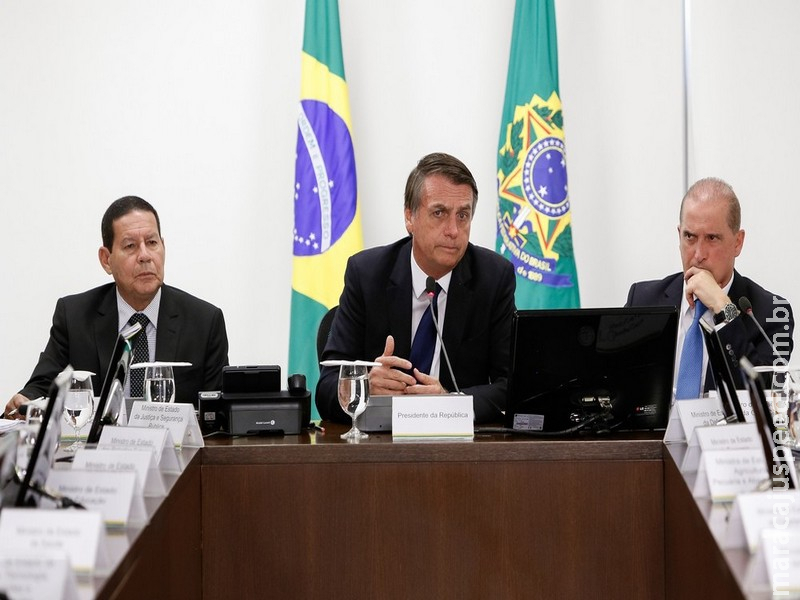 Decreto para flexibilizar posse de armas sai na próxima semana, diz Onyx Decreto para flexibilizar posse de armas sai na próxima semana, diz Onyx