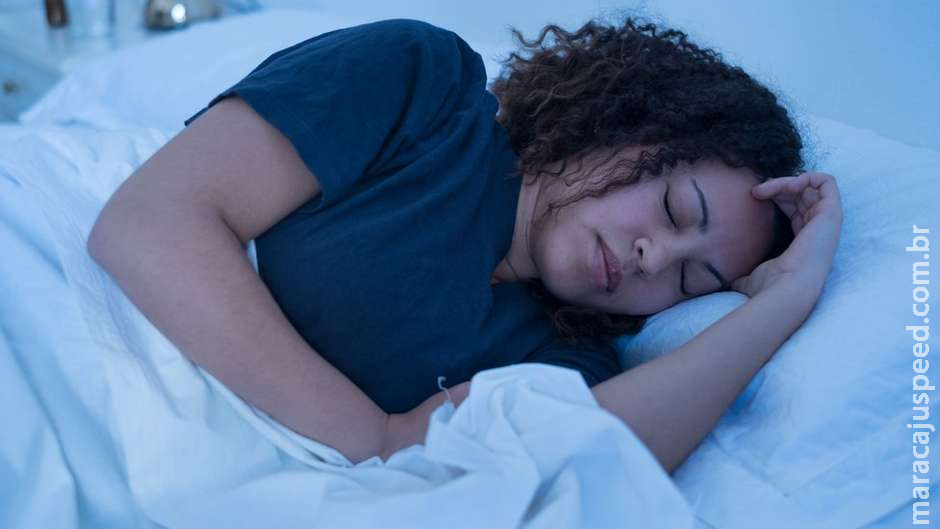  Dorme menos de 6 horas por noite? Estudo indica que você tem mais chances de ter problemas de saúde