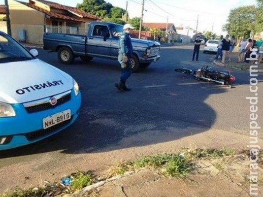 Motociclista avança a preferencial e é atingido por tenente da PM