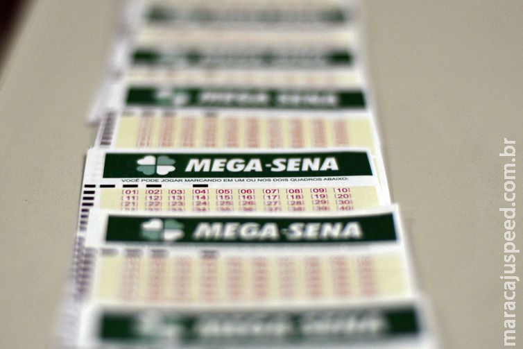 Ninguém acerta a Mega-Sena e prêmio acumula em R$ 27 milhões Ninguém acerta a Mega-Sena e prêmio acumula em R$ 27 milhões