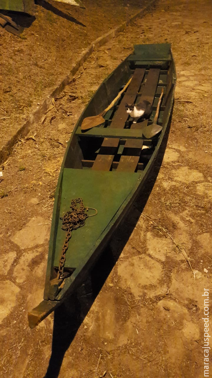 PMA prende pela 3ª vez pescador profissional pescando com redes com sua filha adolescente PMA prende pela 3ª vez pescador profissional pescando com redes com sua filha adolescente