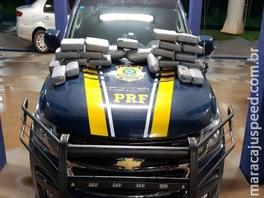 Polícia apreende cocaína e batedor em Sidrolândia Polícia apreende cocaína e batedor em Sidrolândia