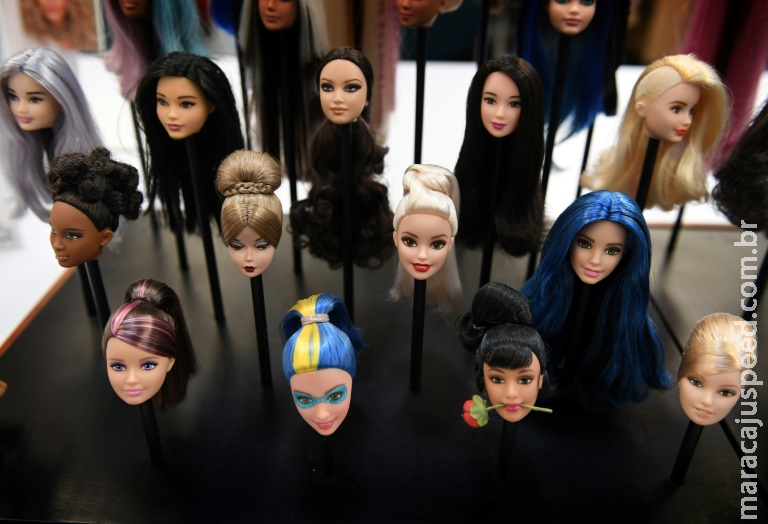 Prestes a fazer 60 anos, Barbie se mantém atual