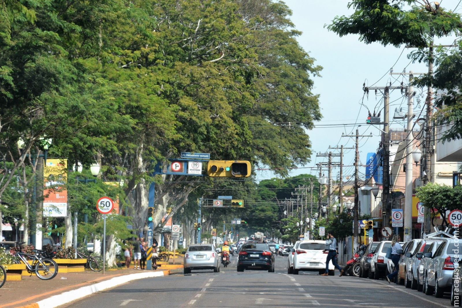 Proprietários de veículos com IPVA em atraso podem parcelar dívida em até dez vezes Proprietários de veículos com IPVA em atraso podem parcelar dívida em até dez vezes