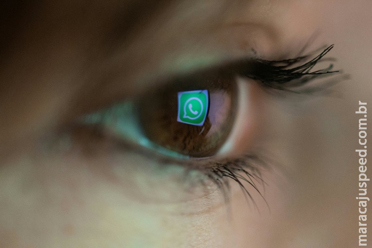 WhatsApp limita encaminhamento de mensagens para combater ‘fake news’ WhatsApp limita encaminhamento de mensagens para combater ‘fake news’