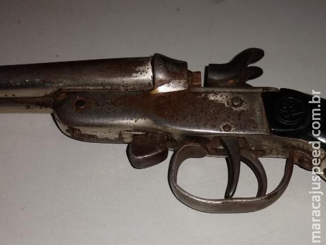 Adolescente de 13 anos é apreendido após assaltar família usando garrucha