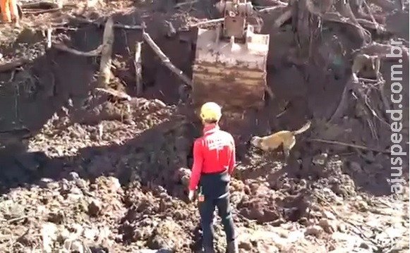 Brumadinho: bombeiros encontram almoxarifado da Vale onde pode ter corpos Brumadinho: bombeiros encontram almoxarifado da Vale onde pode ter corpos
