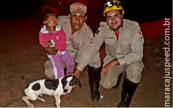 Com ajuda de pegadas e latidos de cão, bombeiros localizam garota de 3 anos que ficou 8h perdida em mata de Posse Com ajuda de pegadas e latidos de cão, bombeiros localizam garota de 3 anos que ficou 8h perdida em mata de Posse