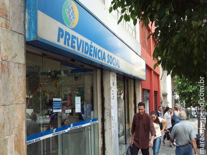 Empresas deixarão de recolher FGTS de empregados aposentados Empresas deixarão de recolher FGTS de empregados aposentados