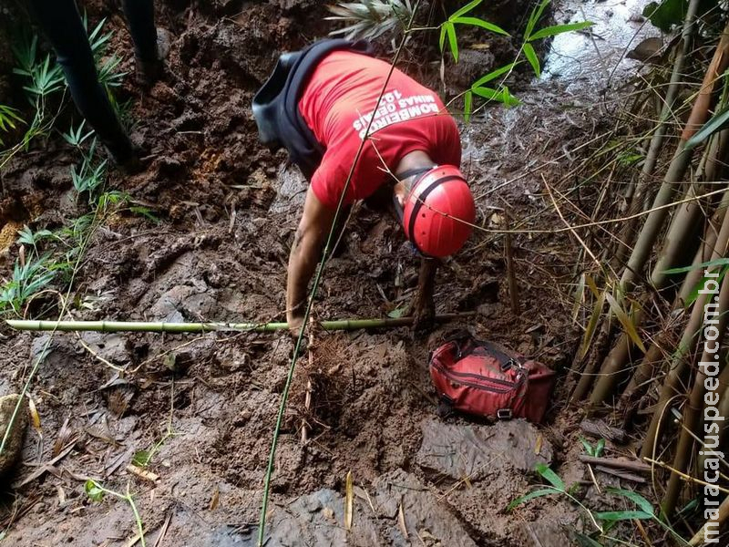 Equipes já estão em campo no 13º dia de buscas em Brumadinho Equipes já estão em campo no 13º dia de buscas em Brumadinho