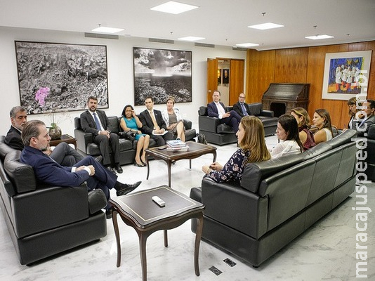 Grupo de trabalho debate modelos de formulário para prevenir feminicídio Grupo de trabalho debate modelos de formulário para prevenir feminicídio