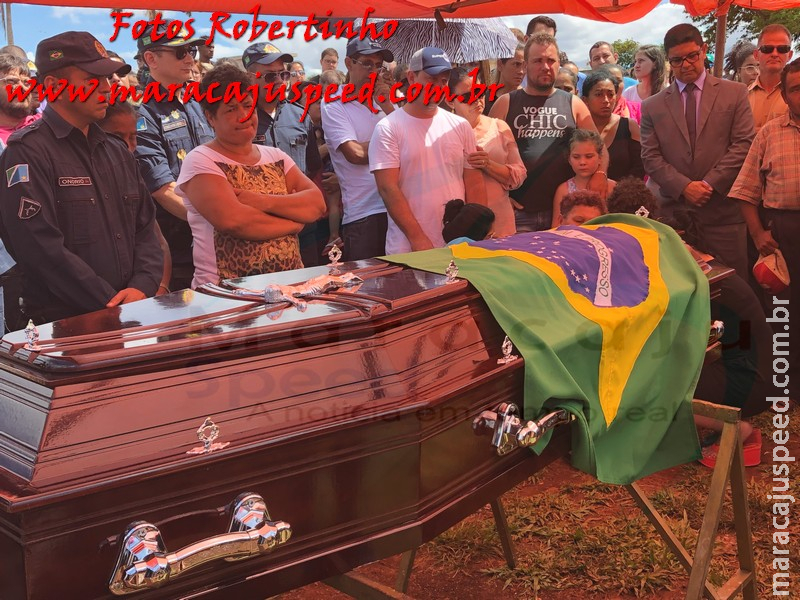 Maracaju: Emoção marca o sepultamento do Policial Militar Juciel Rocha Professor Maracaju: Emoção marca o sepultamento do Policial Militar Juciel Rocha Professor