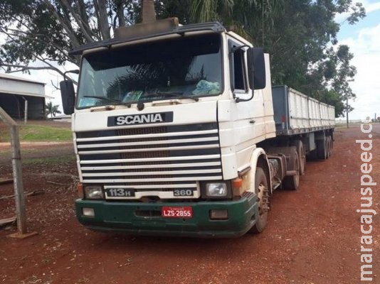 Motorista é resgatado após ser feito refém na BR-163 e dois são detidos