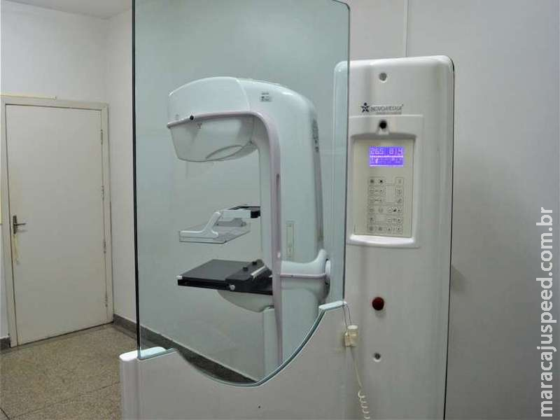 Pacientes ficam "reféns" de único mamógrafo no Centro de Atendimento à Mulher Pacientes ficam "reféns" de único mamógrafo no Centro de Atendimento à Mulher