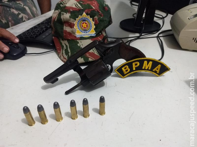 PMA prende morador de Rondônia com revólver e munições ilegais em veículo PMA prende morador de Rondônia com revólver e munições ilegais em veículo
