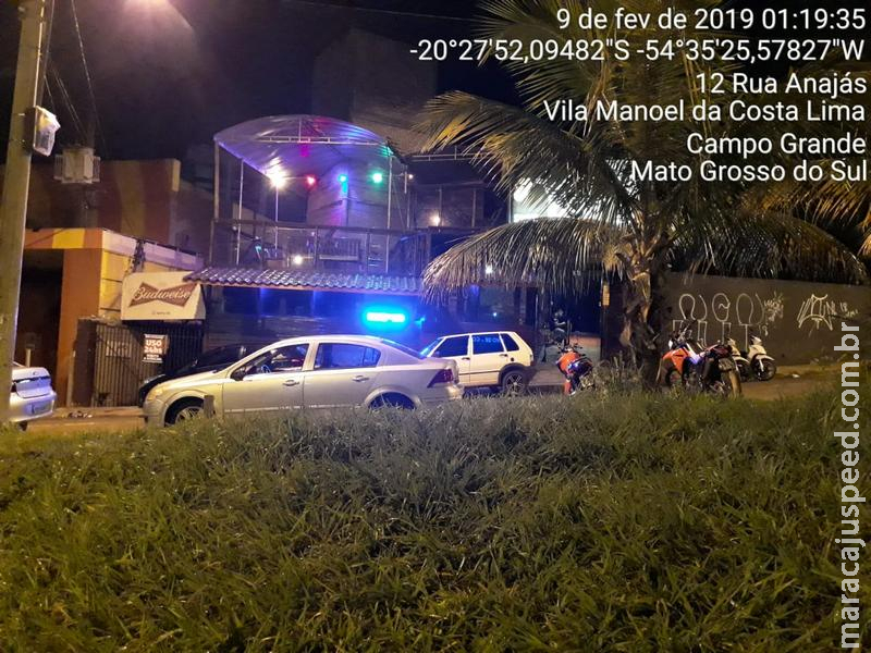 Polícia Militar e outros órgãos fecham bar, autuam proprietários em R$ 10 mil por poluição sonora e apreendem aparelhagens de som Polícia Militar e outros órgãos fecham bar, autuam proprietários em R$ 10 mil por poluição sonora e apreendem aparelhagens de som