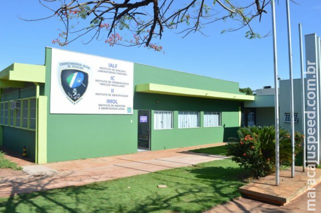 Polícia procura família biológica de mulher que passou vida como homem Polícia procura família biológica de mulher que passou vida como homem
