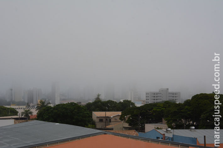 Quinta de tempo nublado e pancadas de chuva em parte do MS