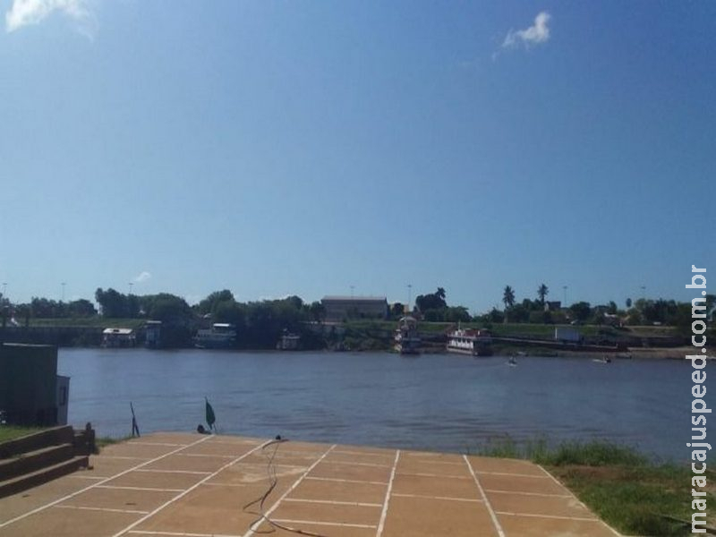 Sem acordo com o governo, pescadores liberam passagem do rio Paraguai em Porto Murtinho Sem acordo com o governo, pescadores liberam passagem do rio Paraguai em Porto Murtinho