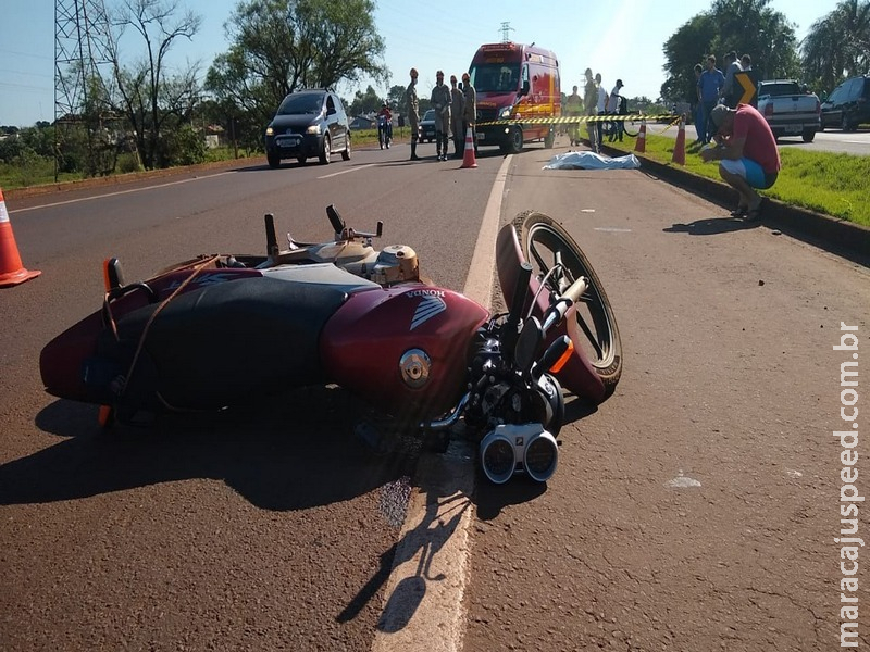 Acidente entre carro e moto deixa um morto em Dourados Acidente entre carro e moto deixa um morto em Dourados