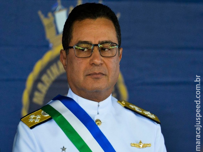 Almirante diz que mudança na aposentadoria de militar exigirá ajustes Almirante diz que mudança na aposentadoria de militar exigirá ajustes