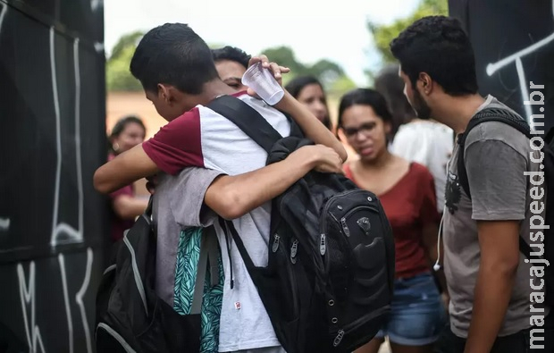 Antes de ir à escola, atiradores planejavam matar desafetos Antes de ir à escola, atiradores planejavam matar desafetos