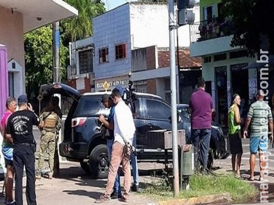 Antes de ser assassinado, boliviano teria cobrado dívida à mulher de delegado preso Antes de ser assassinado, boliviano teria cobrado dívida à mulher de delegado preso
