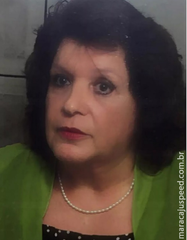 Aos 72, delegada ainda tem fama e é reconhecida por Aos 72, delegada ainda tem fama e é reconhecida por