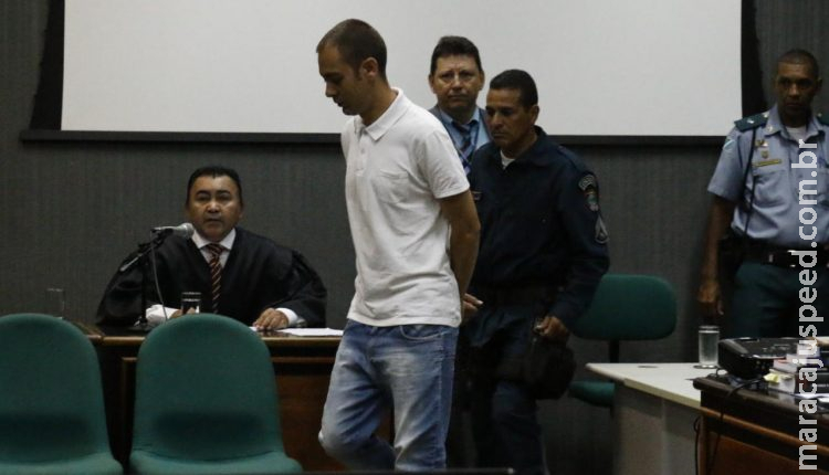 Assassino de Mayara Amaral é condenado a 27 anos de prisão em regime fechado Assassino de Mayara Amaral é condenado a 27 anos de prisão em regime fechado
