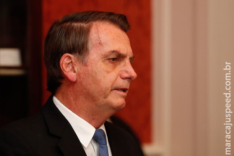 Bolsonaro faz reunião para analisar proposta de reforma dos militares Bolsonaro faz reunião para analisar proposta de reforma dos militares