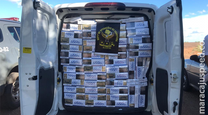 DOF apreende dois veículos com cigarros do Paraguai DOF apreende dois veículos com cigarros do Paraguai