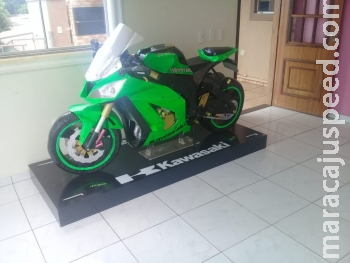 Douradense constrói réplica da moto Ninja em papelão e recebe convite da Kawasaki Douradense constrói réplica da moto Ninja em papelão e recebe convite da Kawasaki