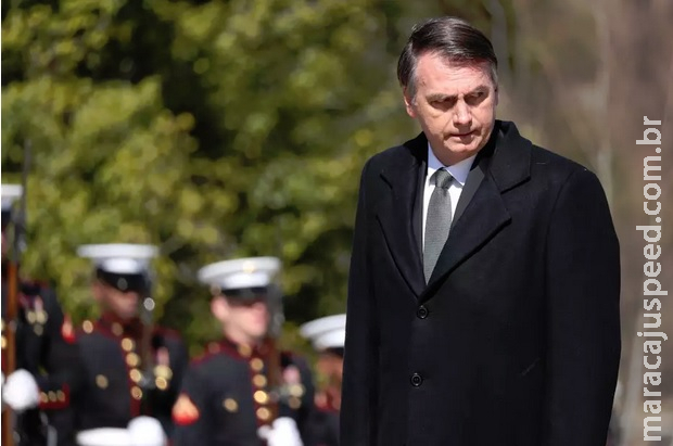 Governo tira do ar entrevista polêmica de Bolsonaro nos EUA Governo tira do ar entrevista polêmica de Bolsonaro nos EUA