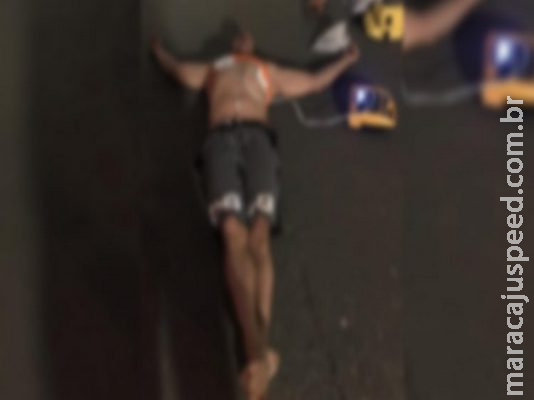 Homem morre após cair na rua e ninguém prestar socorro em cidade de MS Homem morre após cair na rua e ninguém prestar socorro em cidade de MS