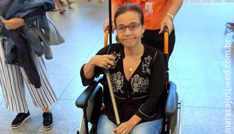 Inconsciente, Claudia Rodrigues é internada às pressas no Rio Inconsciente, Claudia Rodrigues é internada às pressas no Rio