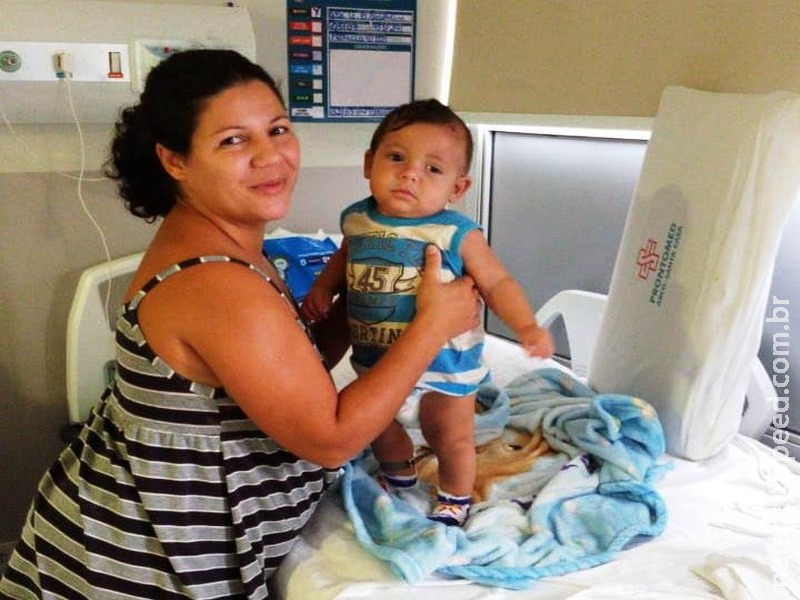 Mãe agradece Hospital da Vida por atendimento que evitou a morte de bebê Mãe agradece Hospital da Vida por atendimento que evitou a morte de bebê