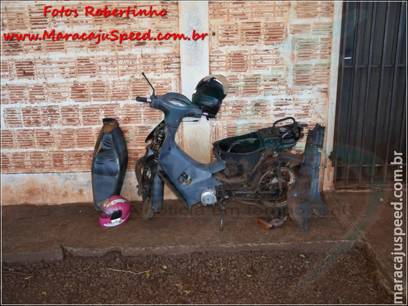 Maracaju: Acidente envolvendo motociclista e veículo na Av. Marechal Deodoro deixa motocicleta destruída e condutora ferida
