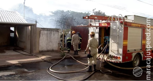 Menino que teve quase o corpo todo queimado ao incendiar a casa sai do CTI, está consciente e já conversa