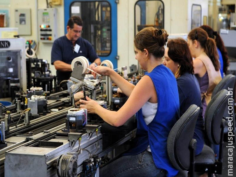 Mulheres ainda têm dificuldades para encontrar emprego e subir na carreira Mulheres ainda têm dificuldades para encontrar emprego e subir na carreira
