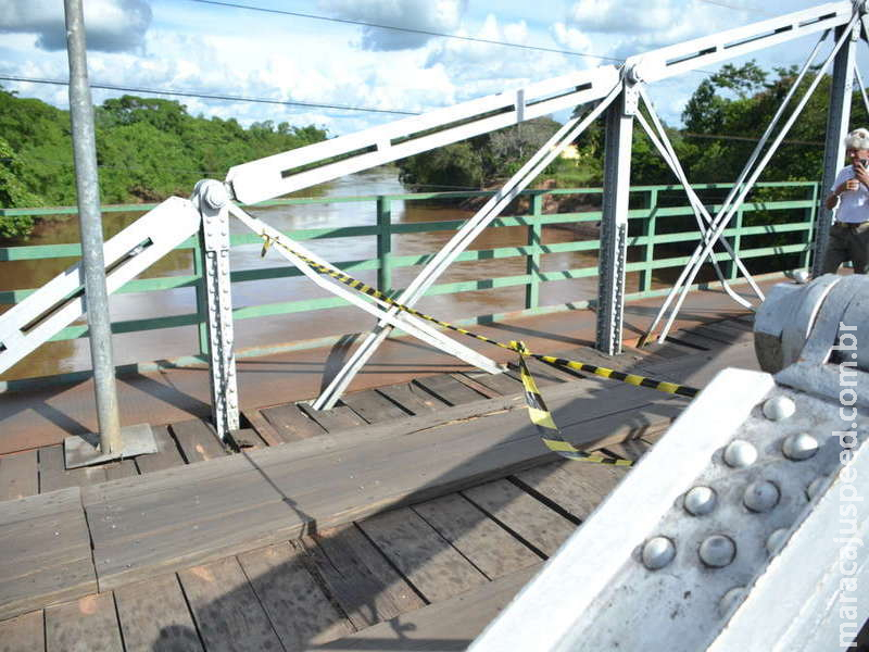 Ponte velha é interditada pela prefeitura de Aquidauana após princípio de incêndio Ponte velha é interditada pela prefeitura de Aquidauana após princípio de incêndio